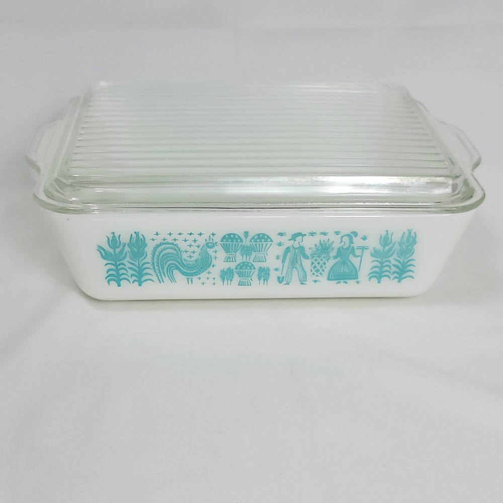 Pyrex Refrigerator Dish 1.5 QT Turquoise Butterprint Amish 0503 Lid USA